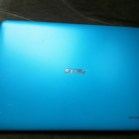 ASUS chromebook - Picture 2 of 5